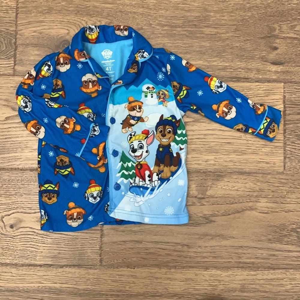 Paw Patrol winter pajamas - size 4T - Picture 2 of 6